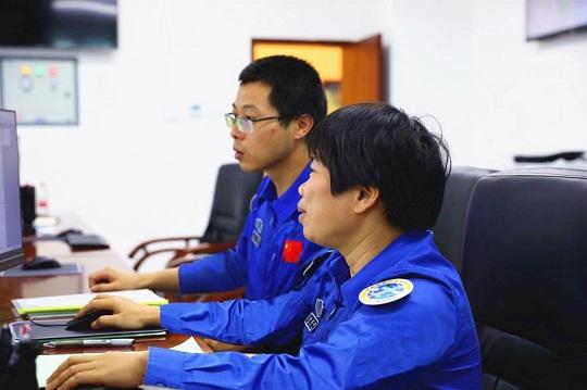 高级工程师甘思旧代表气象系统工程师团
