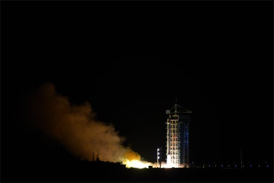 长征四号丙遥五十四运载火箭在酒泉卫星