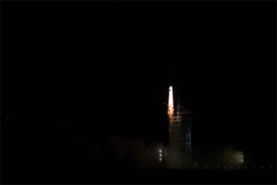 对照阅读发射任务取得圆满成功
