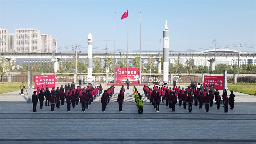 对照阅读另外共青团湖北省委副书记徐本