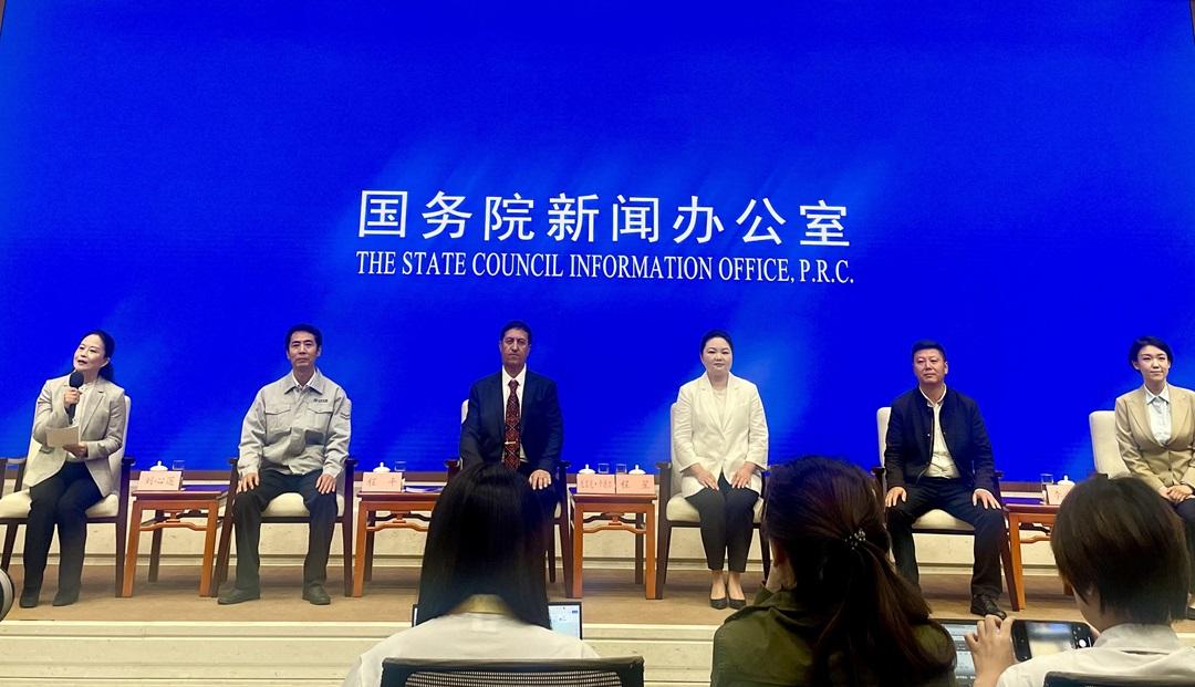 对照阅读五位退役军人和退役军人工作者