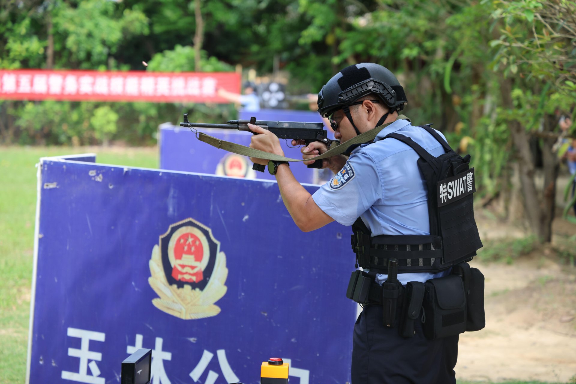 全市数百名警务尖兵围绕警务实战综合技
