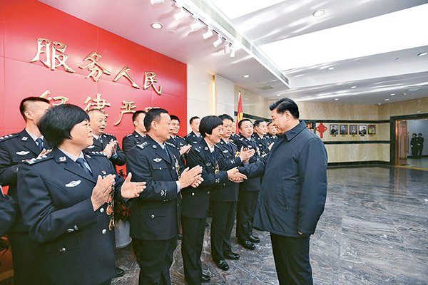 中央政治局进行第三十五次集体威廉希尔